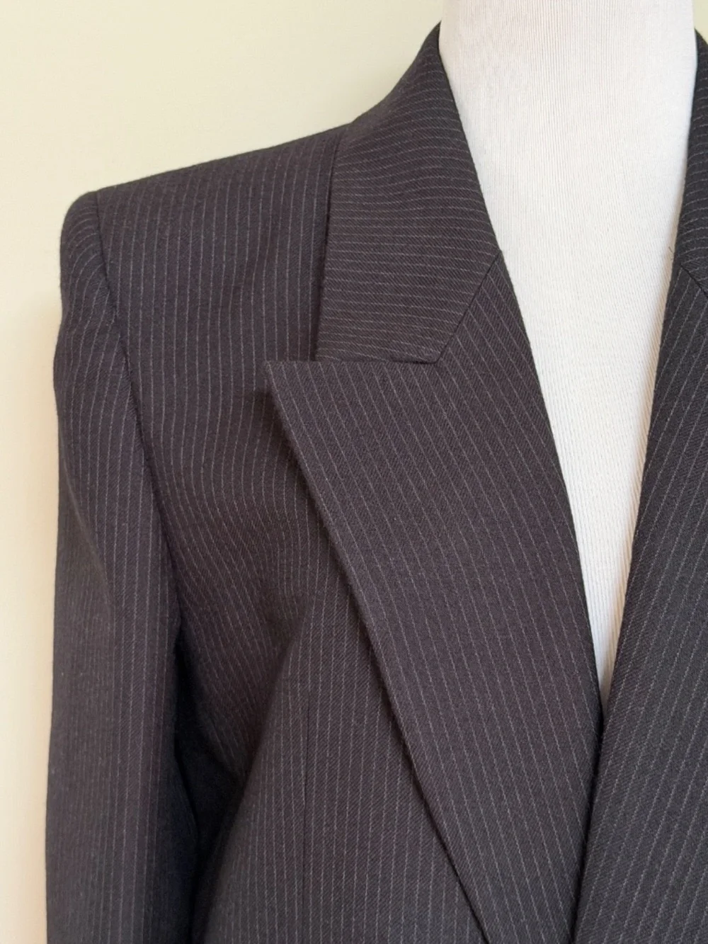 Saint Laurent YSL Black Micro Pinstripe Wool Tailleur Blazer Jacket